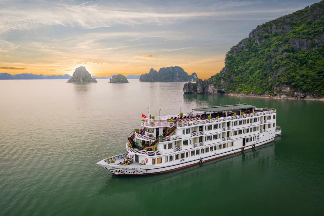 Huong Hai Sealife Cruise Ха Лонг Екстериор снимка
