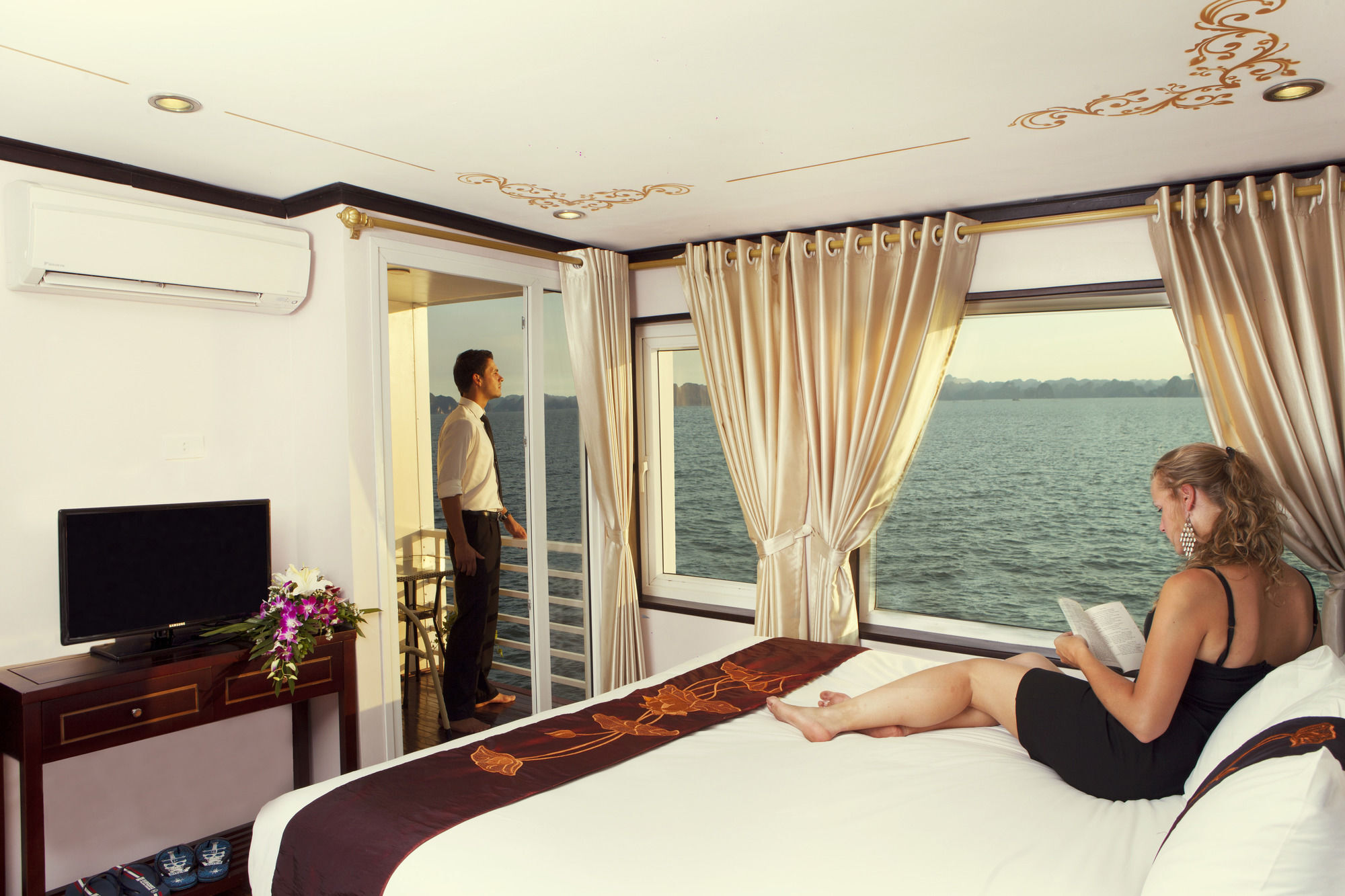 Huong Hai Sealife Cruise Ха Лонг Екстериор снимка
