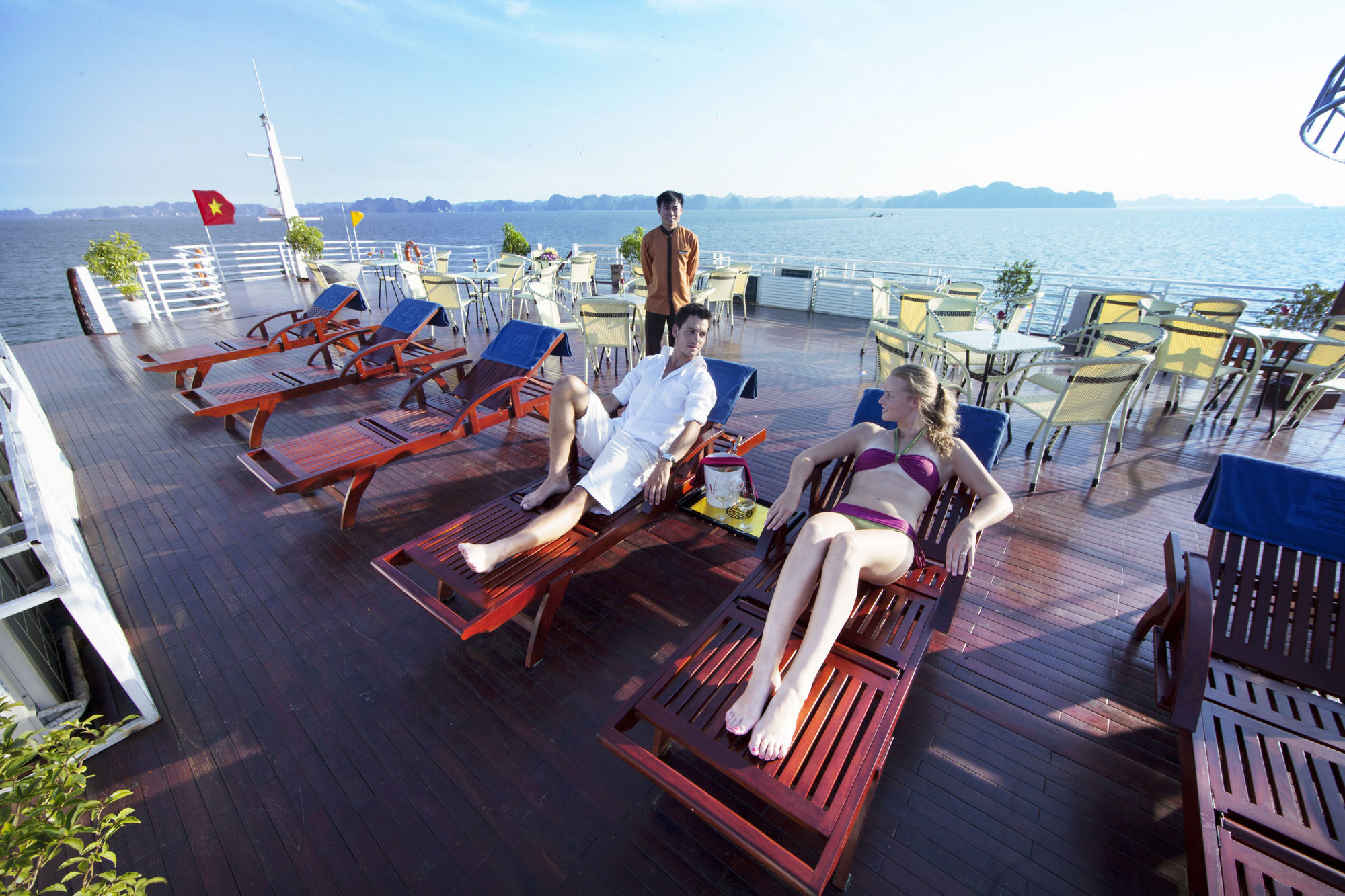 Huong Hai Sealife Cruise Ха Лонг Екстериор снимка